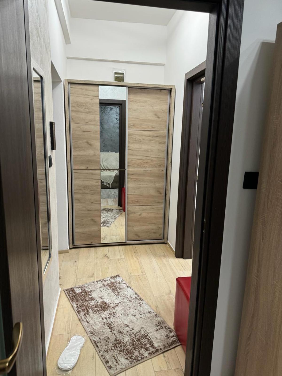 Luxury Young Residence ยาช ภายนอก รูปภาพ